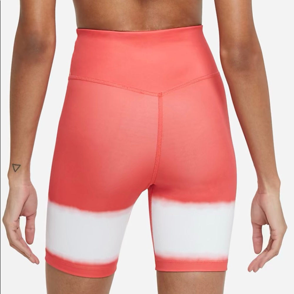 Nike performance tight shorts. Dry-fit technology - Picture 3 of 13